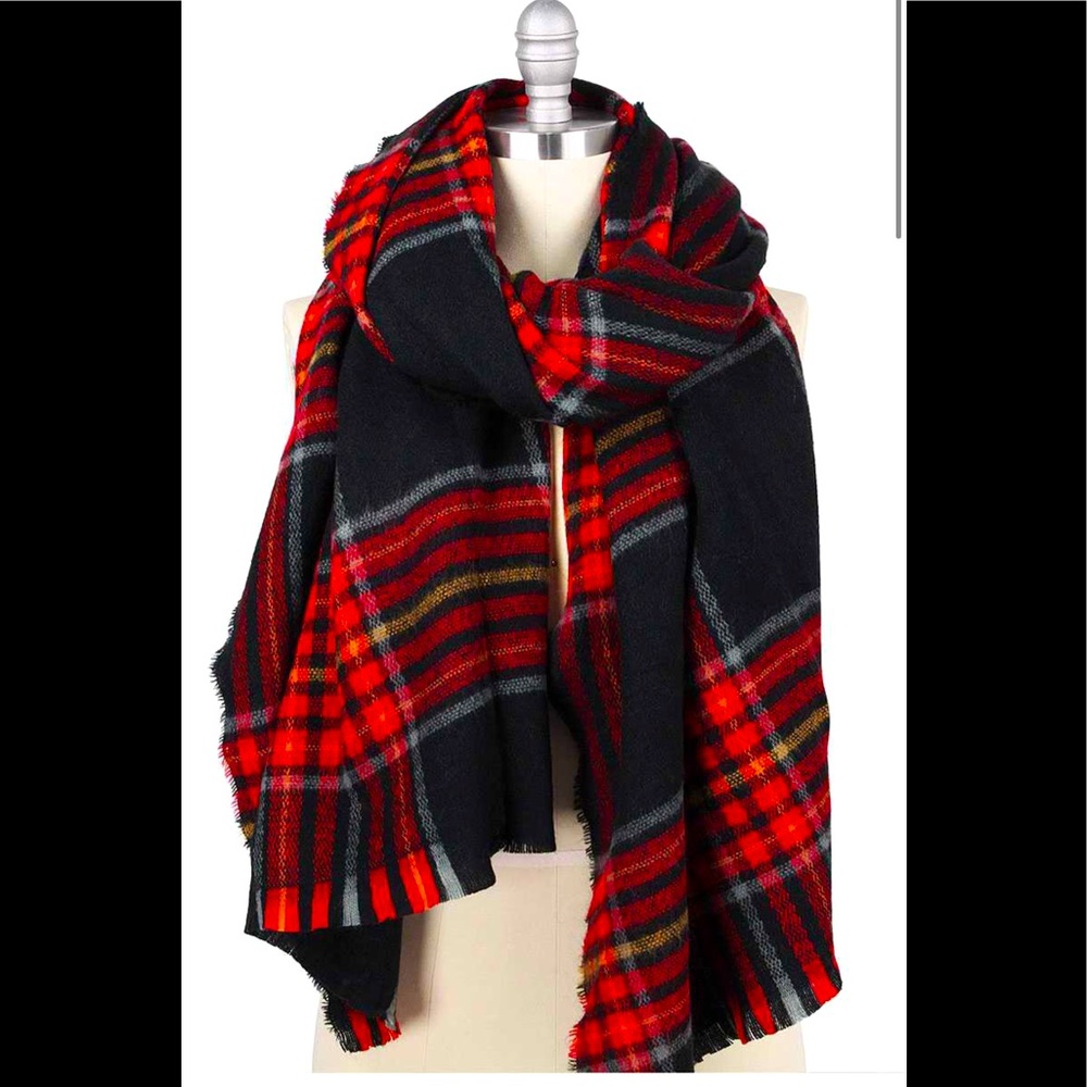 PLAID OVERSIZED SCARF